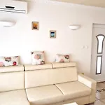 Damijan Apartament *